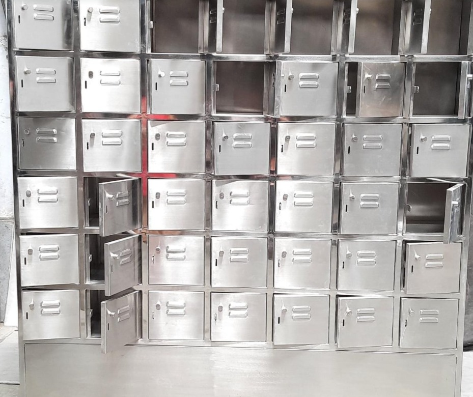 SS Locker